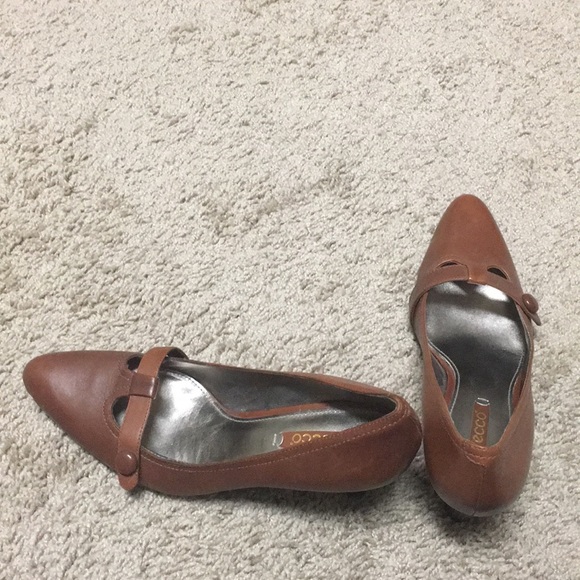 Ecco Babydoll Heels - Picture 4 of 6